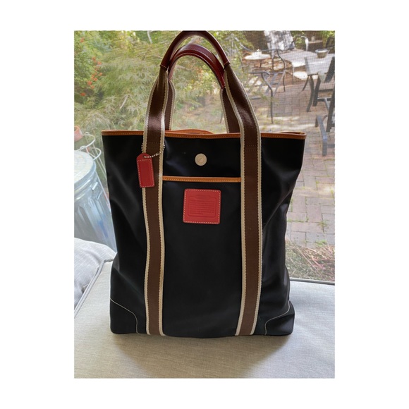 Coach Handbag - Picture 1 of 7